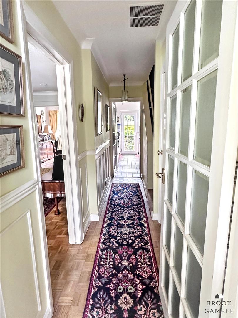 3 Bedroom House. 10 St. Annes Road in Eastbourne,  7